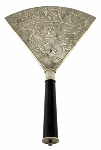 Handspegel
Firma Svenskt Tenn
Art.Nr. 1930-619 Handspegel
Firma Svenskt Tenn
Art.Nr. 1930-619